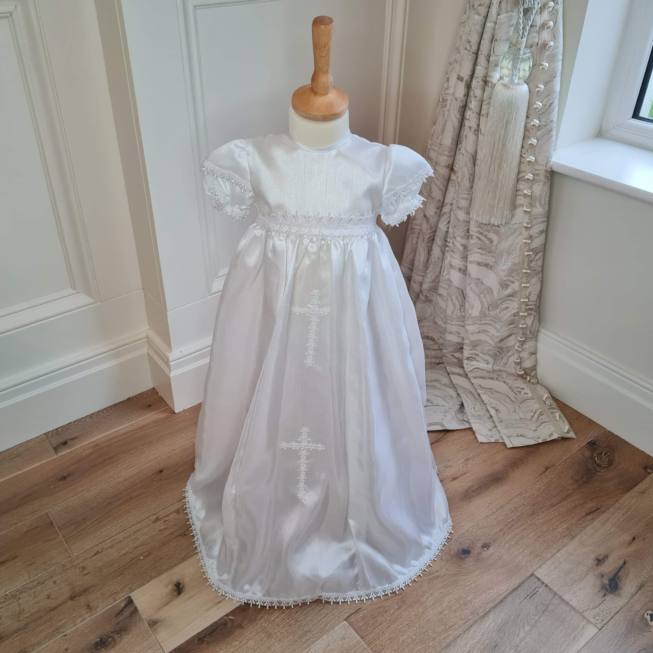 Devlin Christening Gown in Ivory – Cottage Kids Online