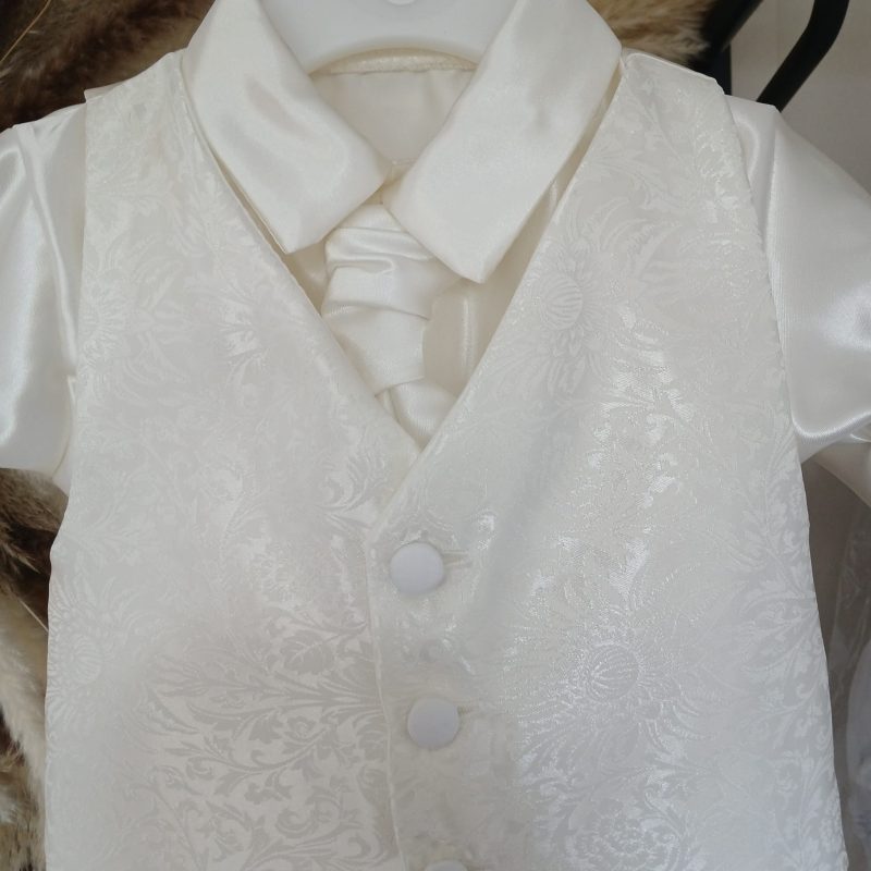 Oscar Christening Suit - Image 3